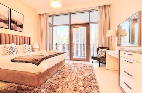 Downtown Dubai Apartment | Luxurious Downtown Apt. with stunning views