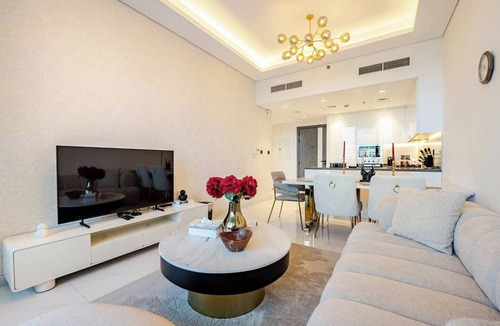 Al Barsha Apartment | Luxurious Dubai Apartment w/Private Pool Oasis