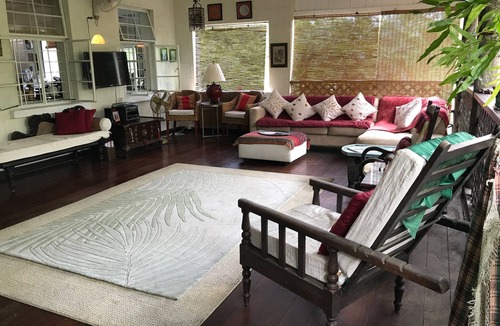 Pine Gardens House | Luxurious Eco friendly, Vegetarian Suite in the Hummingbird Apartment