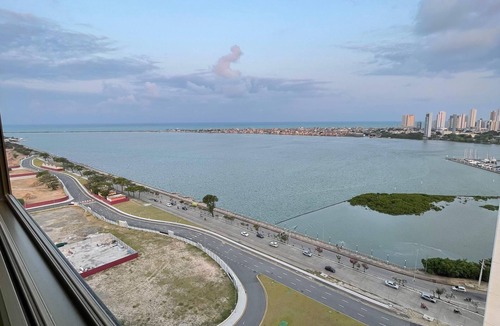 Cabanga Apartment | Luxurious Flat with Stunning View!