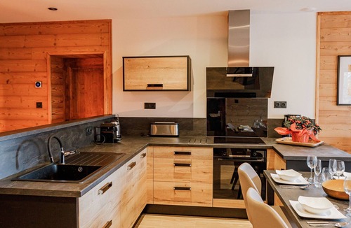 Le Chambon-sur-Lignon Cottage | Luxurious Lodge with Private Jacuzzi, Pool, and Gym Access near Chambon-sur-Lignon Golf Course