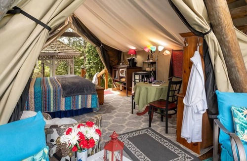 Everson Cabin | Luxurious Glamping Tent with heated indoor pool