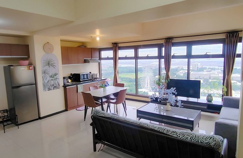 Pasay Condo | Luxurious Haven in the Sky