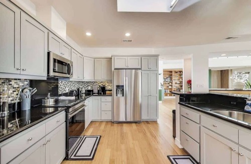 Piedmont House | Luxurious Hillside Home w/AC & Gorgeous SF Views!