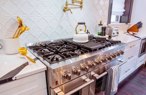 St. Elmo Improvement League House | Luxurious Historic 4 level home in St Elmo
