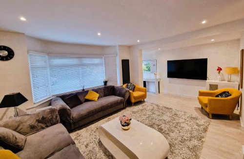 Chorlton-by-Backford House | Luxurious Home in Chester a Beautiful Sanctuary