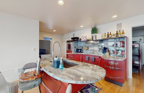 Brinnon House | Luxurious home with private beach access, wood burning fire place, dog-friendly