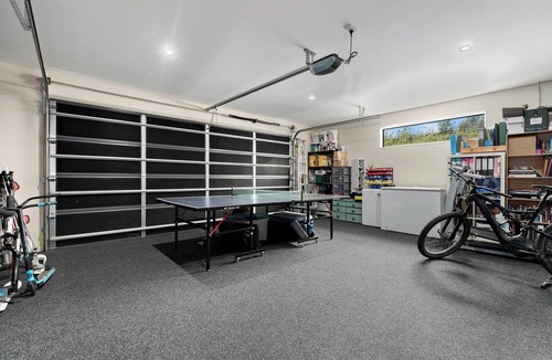 Wanaka House | Luxurious home with stunning lake views in Penrith Park
