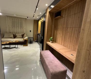 Agouza Apartment | Luxurious hotel suite in Mohandessinجناح فندقي فاخر بالمهندسين مدخل خاص دور ارضي