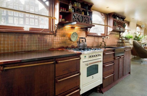 Jordaan Boat Rental | Luxurious Houseboot with jacuzzi in the Historic Amsterdam Canals