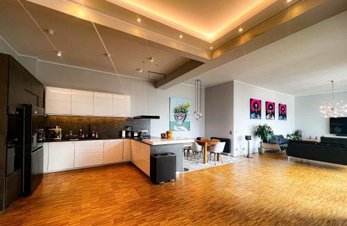 Friedrichshain-Kreuzberg Apartment | Luxurious, huge designer Loft, central Kreuzberg