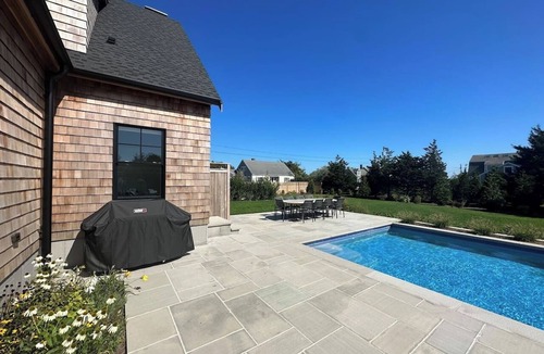 Katama House | Luxurious Katama Rental with Heated Pool! NO PETS.