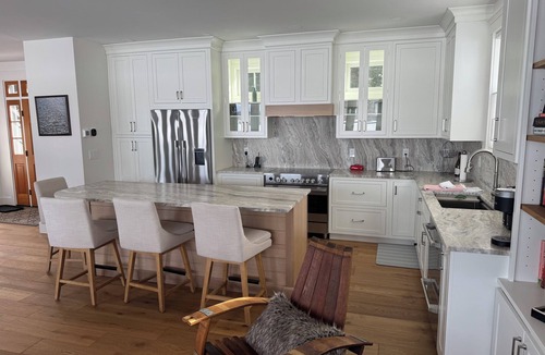 Fitzwilliam House | Luxurious Lakefront 3-bedroom house in Fitzwilliam on Laurel Lake