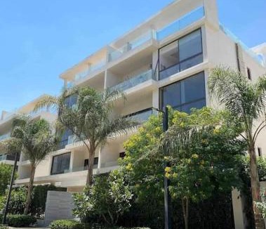 New Cairo Apartment | Luxurious Lakeview Apartment 2BR 92
