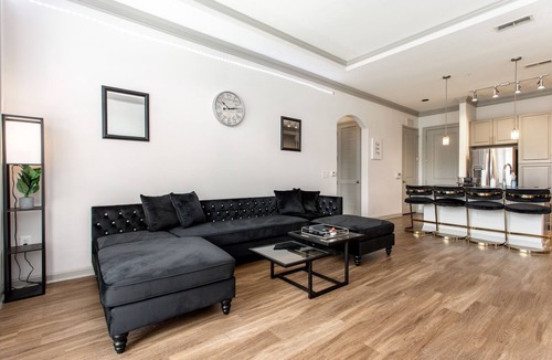 Westside Apartment | Luxurious Loft Near Atlantic Station
