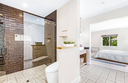 Surfside Villa | Luxurious, Modern 4BR /3BA Surfside Villa W/Pool