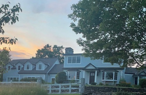 Springfield House | Luxurious, modern 6BR home on 436 acres, stunning views, hiking, near skiing