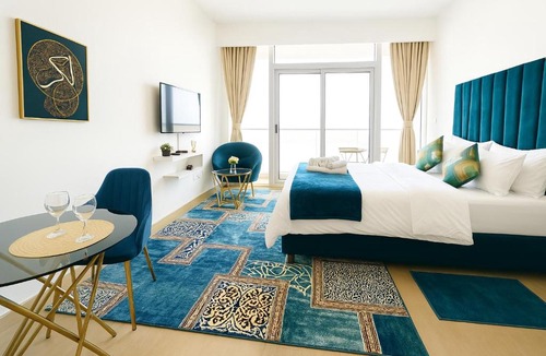 Jumeirah Village Circle Apartment | Luxurious & Modern Studio in JVC