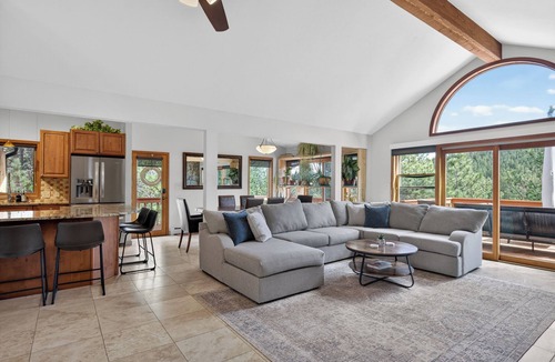 Pine House | Luxurious Mountain Escape on 14 acres with Hot Tub