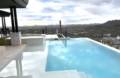 Carefree House | Luxurious Mountain Home with Stunning Views—5 minutes from down town Cave Creek