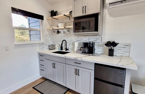 Show Low Cabin | Luxurious Mountain Retreat!