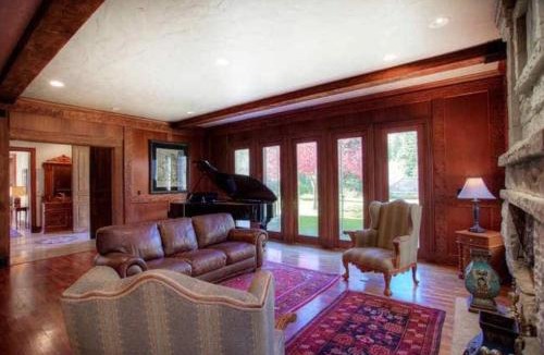 Midway House | Luxurious Mountain Retreat with Pool Midway