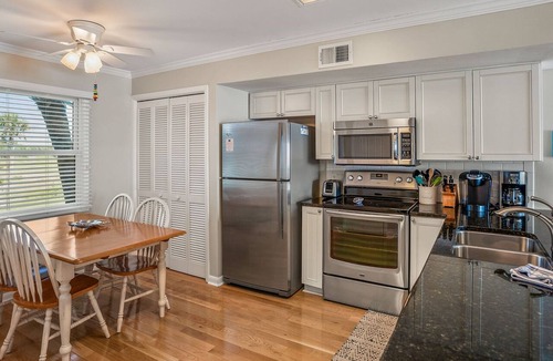 Saint Helena Island Condo | Luxurious Ocean front, 3 bedroom, elevator, private pool, amenity cards avail.