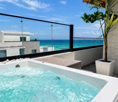 Reparto Ibarra Apartment | Luxurious Ocean View Penthouse