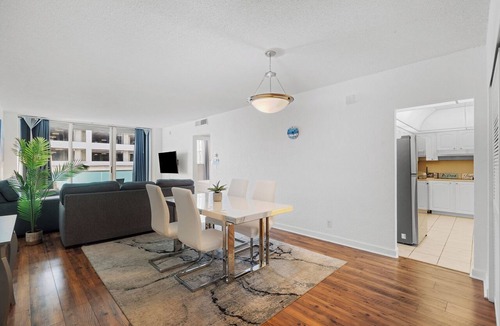 Hollywood South Central Beach Condo | Luxurious Oceanfront Condo –Unmatched Views & Resort-Style Living-20 min to MAJOR INTERNATIONAL SPORTING EVENT
