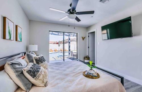 Scottsdale Estates Ten House | Luxurious Old Town Remodel Home W Heated Pool