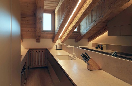 Cortina d'Ampezzo Apartment | LUXURIOUS PENTHOUSE, 5 MIN FROM THE CENTER OF CORTINA, PANORAMA ON THE DOLOMITES