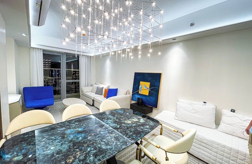 Tambo Apartment | Luxurious 2-bedroom Penthouse across City of Dreams near Airport