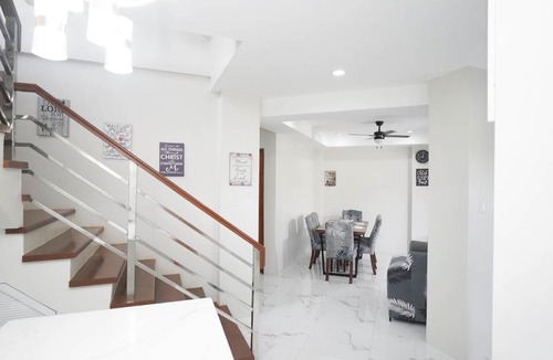 Lucena House | Luxurious Place Spacious 2BR with WIFI Near SM Lucena