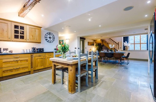 Meathop Apartment | Luxurious Private Home w Hot Tub Log Burner