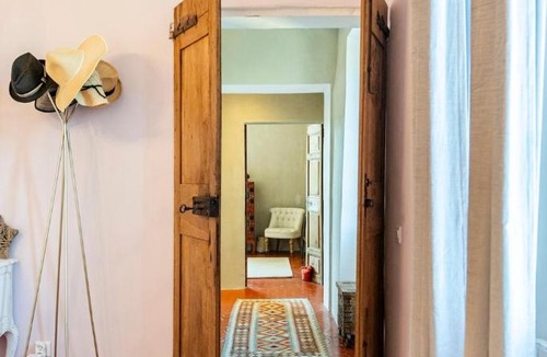 Rustrel Villa | Luxurious Provencal Village House, Walk to Village Pool