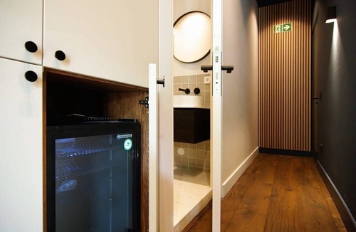 Oud-Zuid Condo | Luxurious Residence in Vondelpark/Museum District