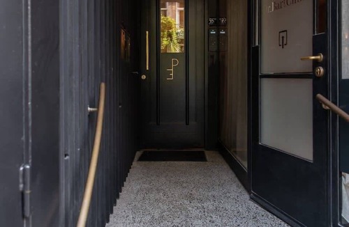 Oud-Zuid Condo | Luxurious Residence in Vondelpark/Museum District