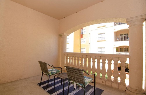 Port Tampa City Apartment | Luxurious Resort Style Getaway w/Pool and Hot tub