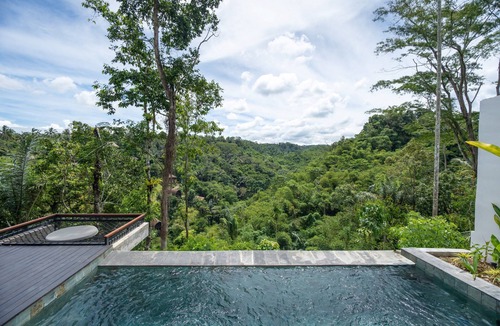 Sebatu Villa | Luxurious Room with Private Pool