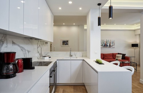 Ilisia Apartment | Luxurious Spacious Apt next Hilton Area