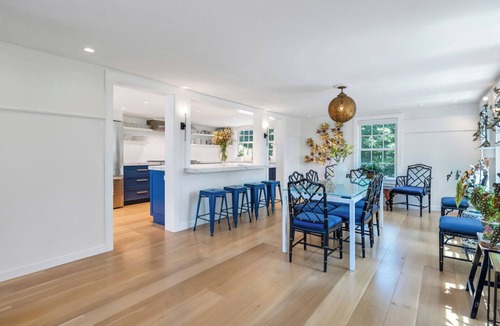 New Preston House | Luxurious, Spacious, Newly Renovated Vacation Home Walking Distance to Lake.