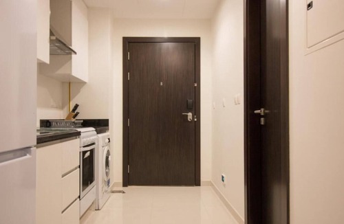 Dubai Apartment | Luxurious studio fully equipped ,bargain price!your new home is waiting for you!