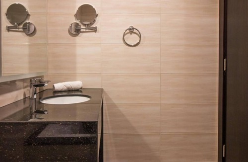 Dubai Apartment | Luxurious studio fully equipped ,bargain price!your new home is waiting for you!