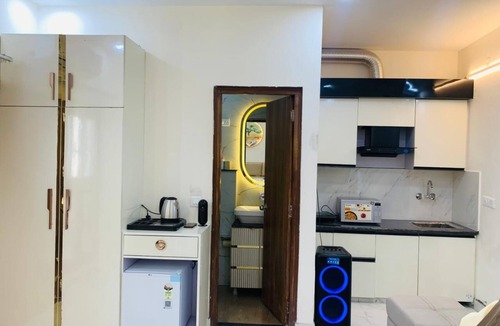 Gautam Buddh Nagar District Apartment | Luxurious studio Near Expo Mart in Greater Noida