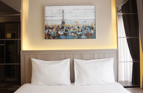 Bandung Hotel | Luxurious Studio Room @ Grand Asia Afrika Apartment