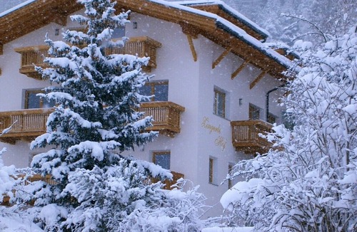 Campo di Trens Ski Chalet | Luxurious, stylish chalets at 1000 m above sea level, swimming pond, horse riding on the farm