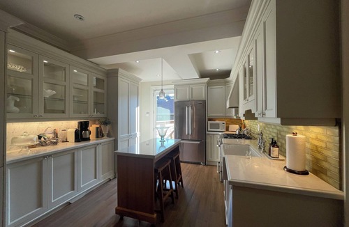 Little Italy House | Luxurious Suite in the Heart of Little Italy