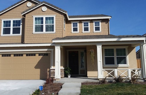 Pittsburg House | Luxurious Sunny 1BedBath,Beautiful hill view from room & bay view from backyard