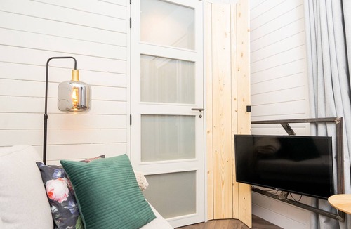 Oudesluis House | Luxurious Tiny House with terrace and great view (30min from Adam!)
