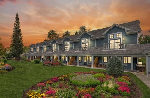 Wyoming Apartment | Luxurious Townhome | Preserve Views, 70+ Amenities